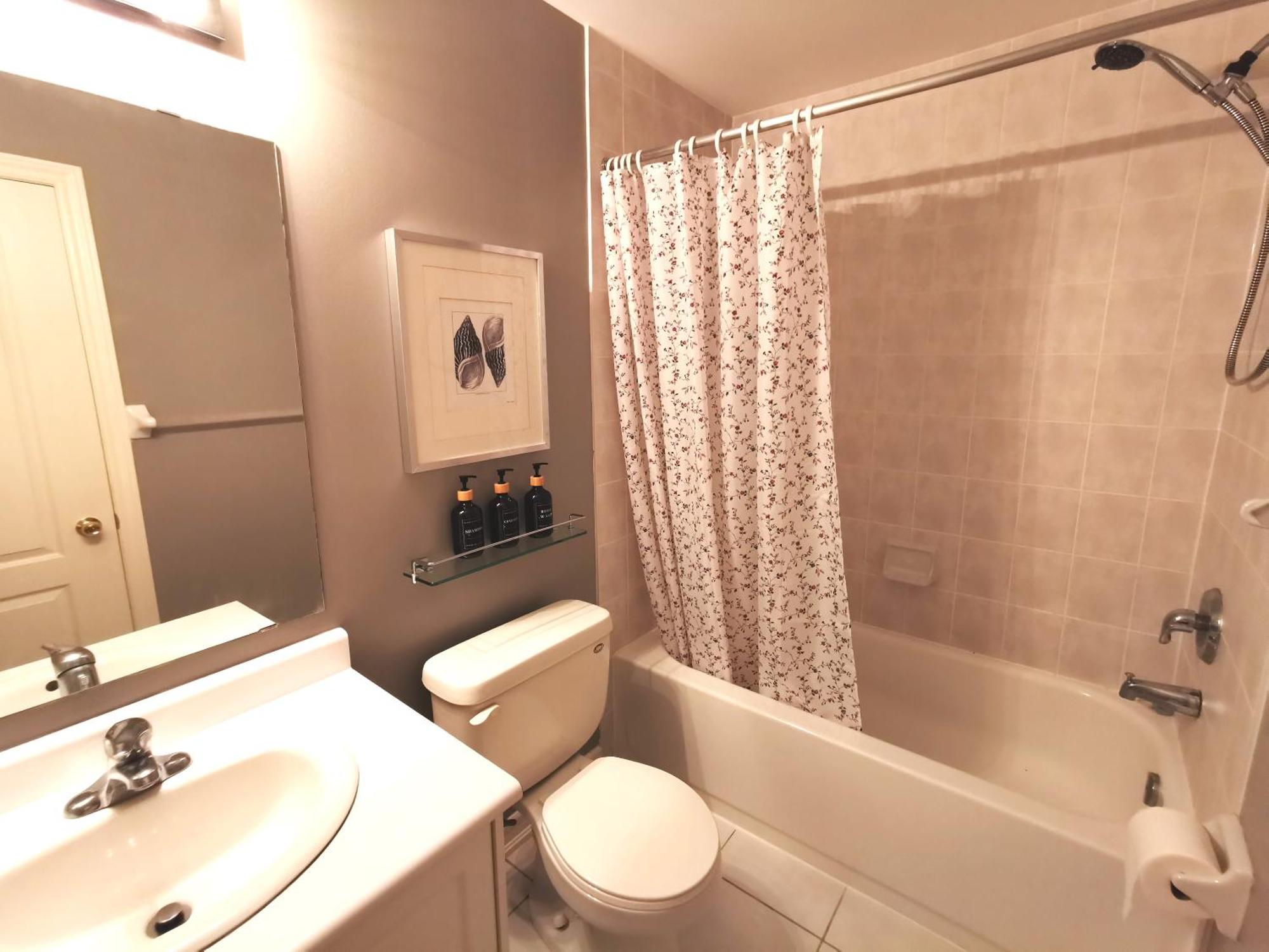 4 Bedroom 3 Washroom Charming Home In Markham With Warm Cozy Vibe Exterior foto