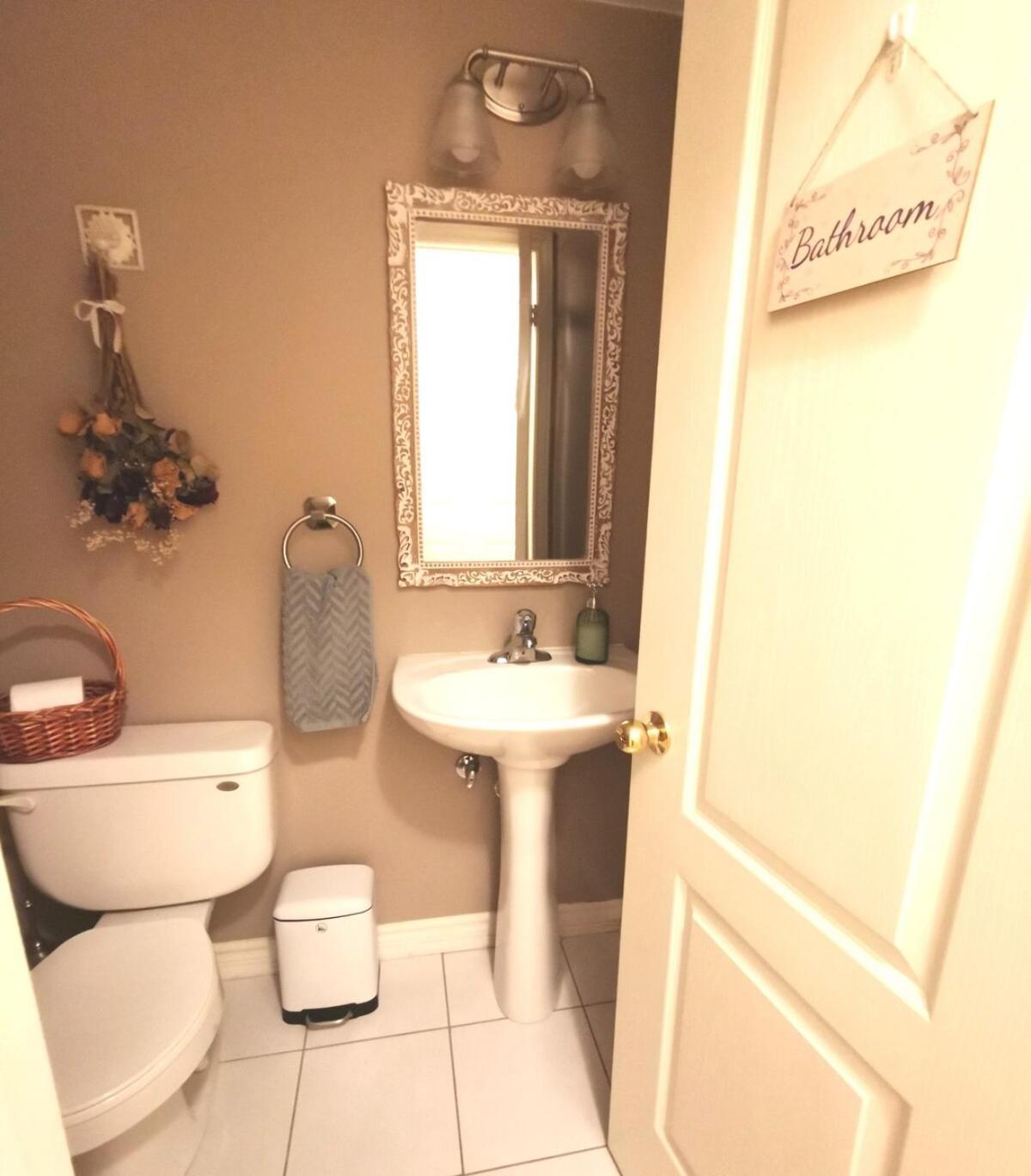4 Bedroom 3 Washroom Charming Home In Markham With Warm Cozy Vibe Exterior foto